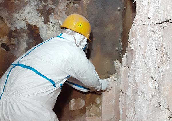 Asbestos removal work