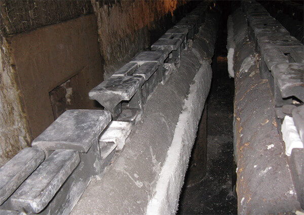 Repair and replacement of beams in furnaces